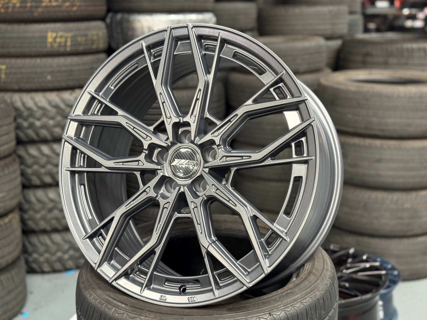 New 20x9 ET40 305Forged FT123 (4 wheel) 5x108 Gun Metal