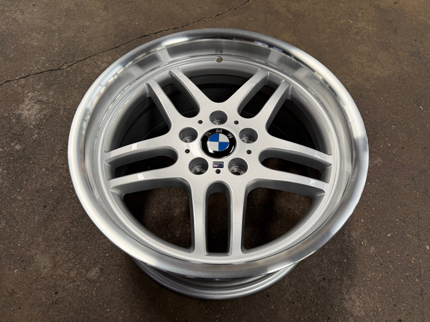 New 18x8 ET18 18x9.5 ET25 BMW M-Parallel (4 wheels) Silver 5X120
