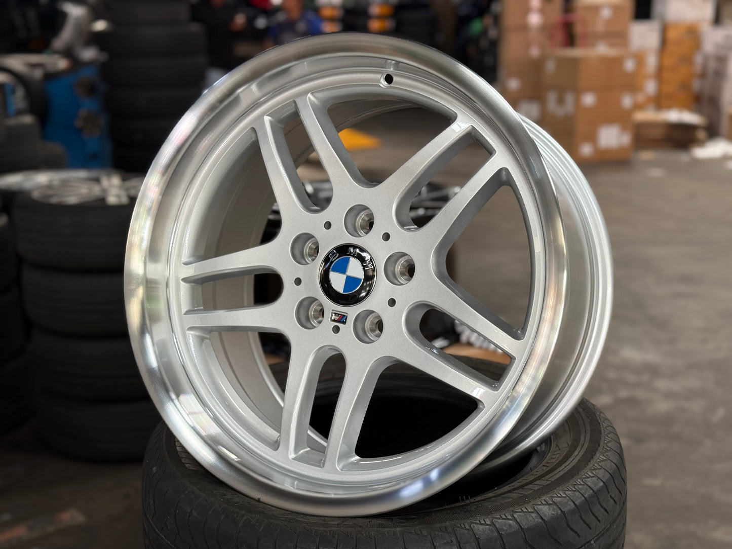 New 18x8 ET18 18x9.5 ET25 BMW M-Parallel (4 wheels) Silver 5X120