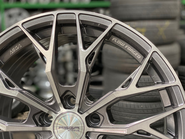 New 18X8.5 ET43 18X9.5 ET43 Asga ARF10 (4 wheel) DGM 5X114.3