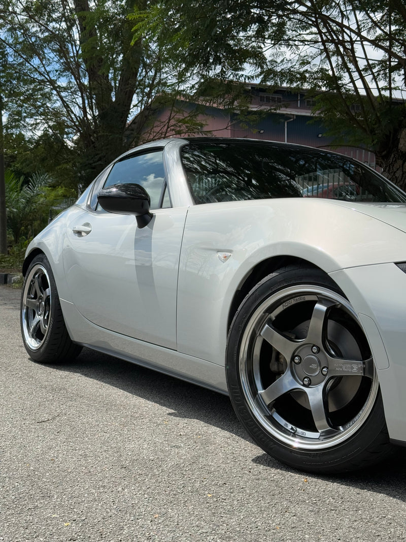 NEW 17X7.5 ET40 AOW GT Flow Formed Rim Racing White 5X100