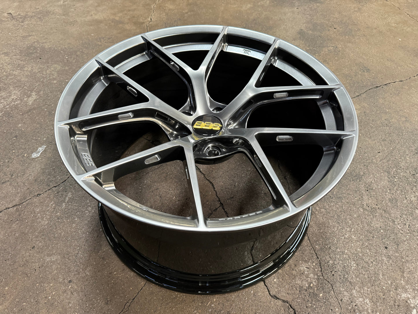 New 20x9.5 ET22 20x10.5 ET35 Overdrive Forged BBS FIR Design (4 wheel) 5x120 Hyper Black