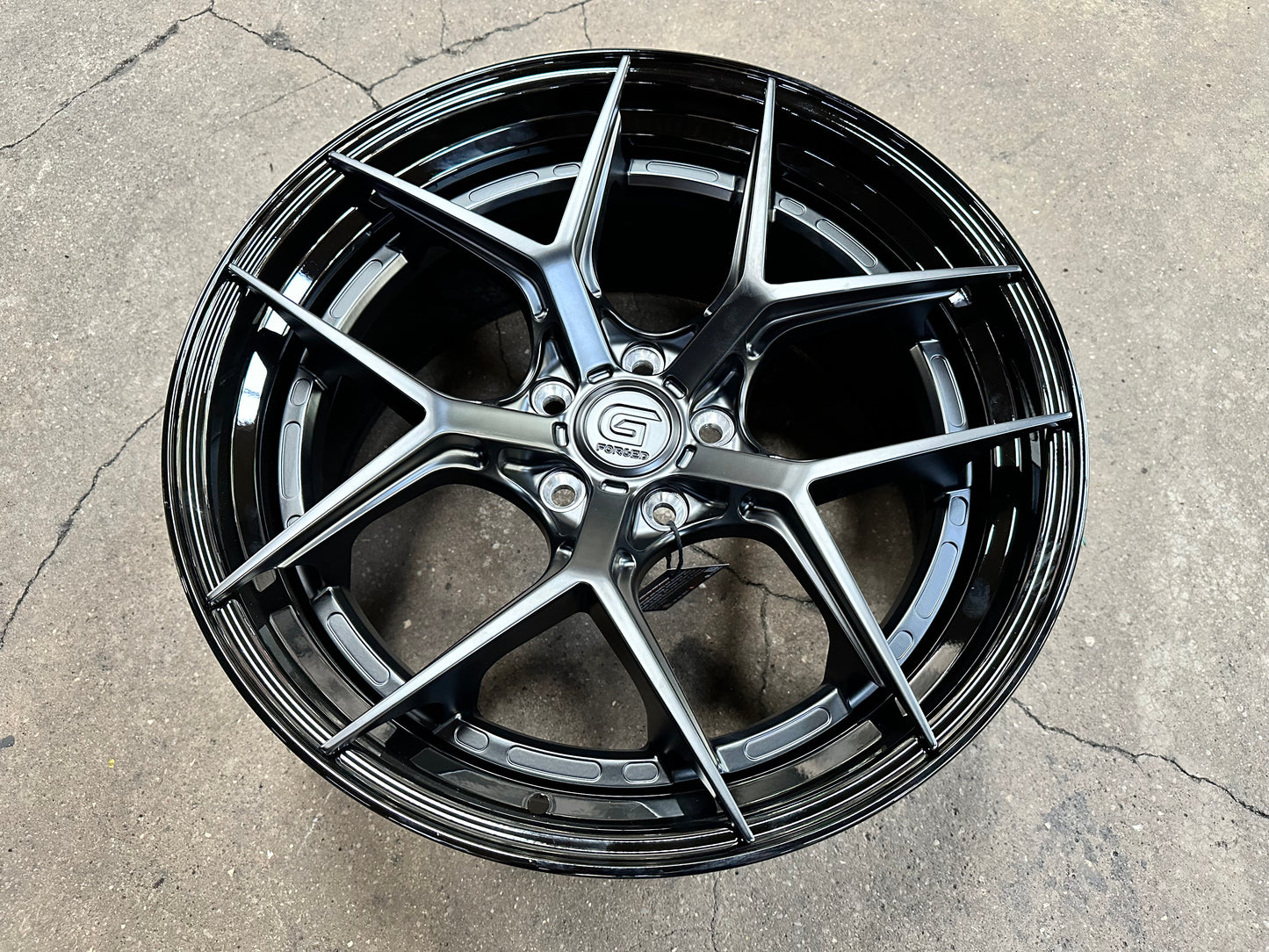 New 19x8.5 ET30 19x9.5 ET40 G Forged GF01 (4 wheels) Gloss Black 5x112