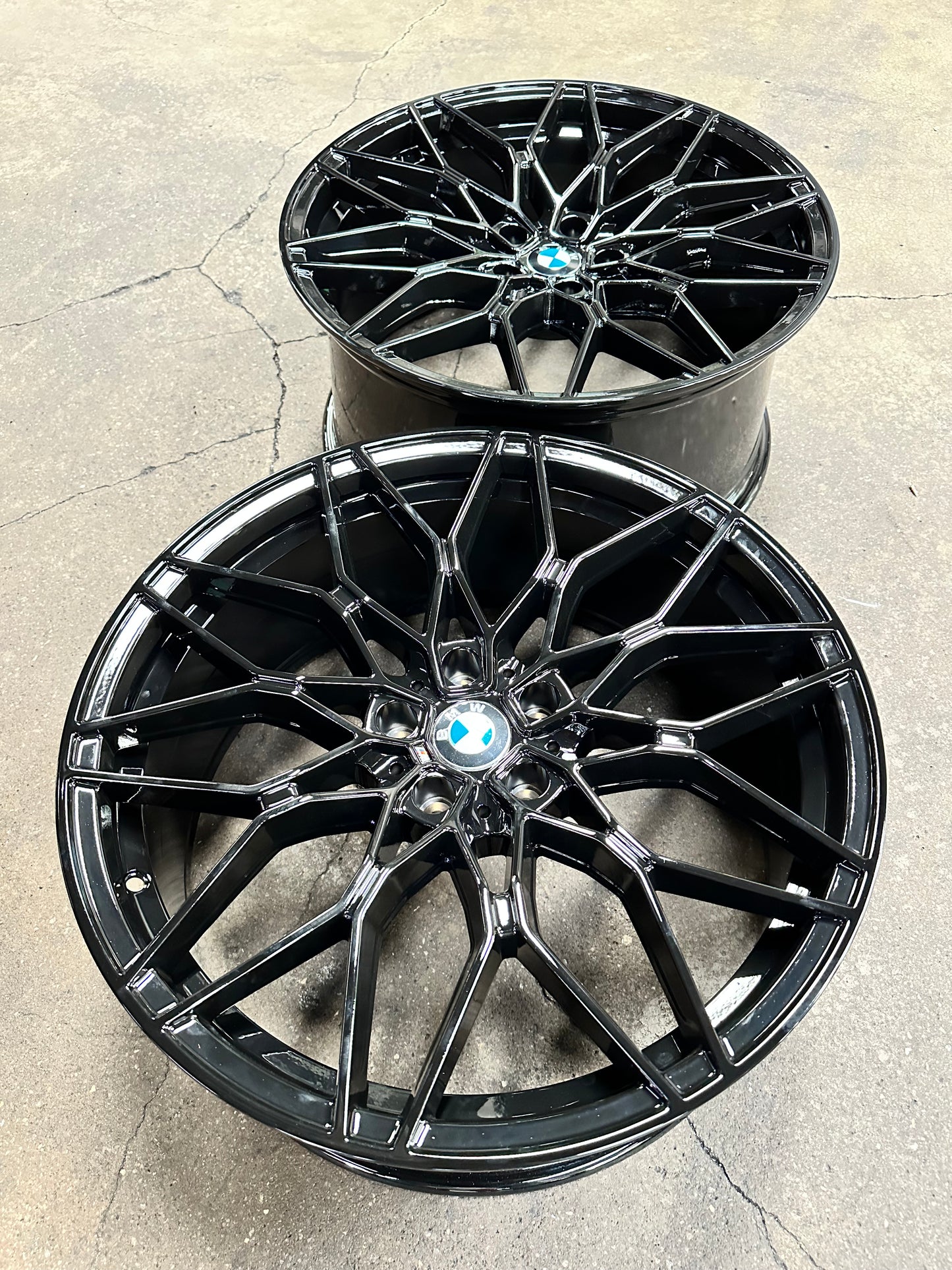 New 20x8.5 ET26 20x9.5 ET37 BMW Style 1000M (4 wheel) 5x112 Gloss Black