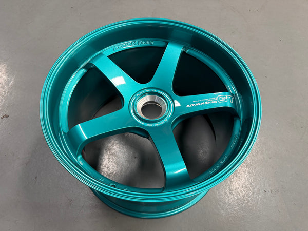 New 20x10 ET45 21x13 ET31 Advan Racing GT Porsche 992 GT3 RS 1X130 Turquoise Blue