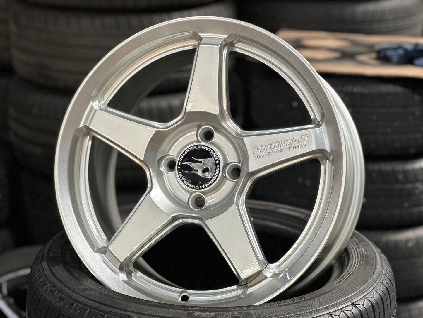 NEW 16X7 ET40 Hotwheels HW01 Flow Formed Rim Diamond Silver 4X100