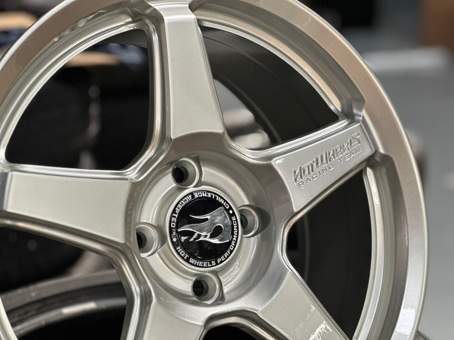 NEW 16X7 ET40 Hotwheels HW01 Flow Formed Rim Diamond Silver 4X100