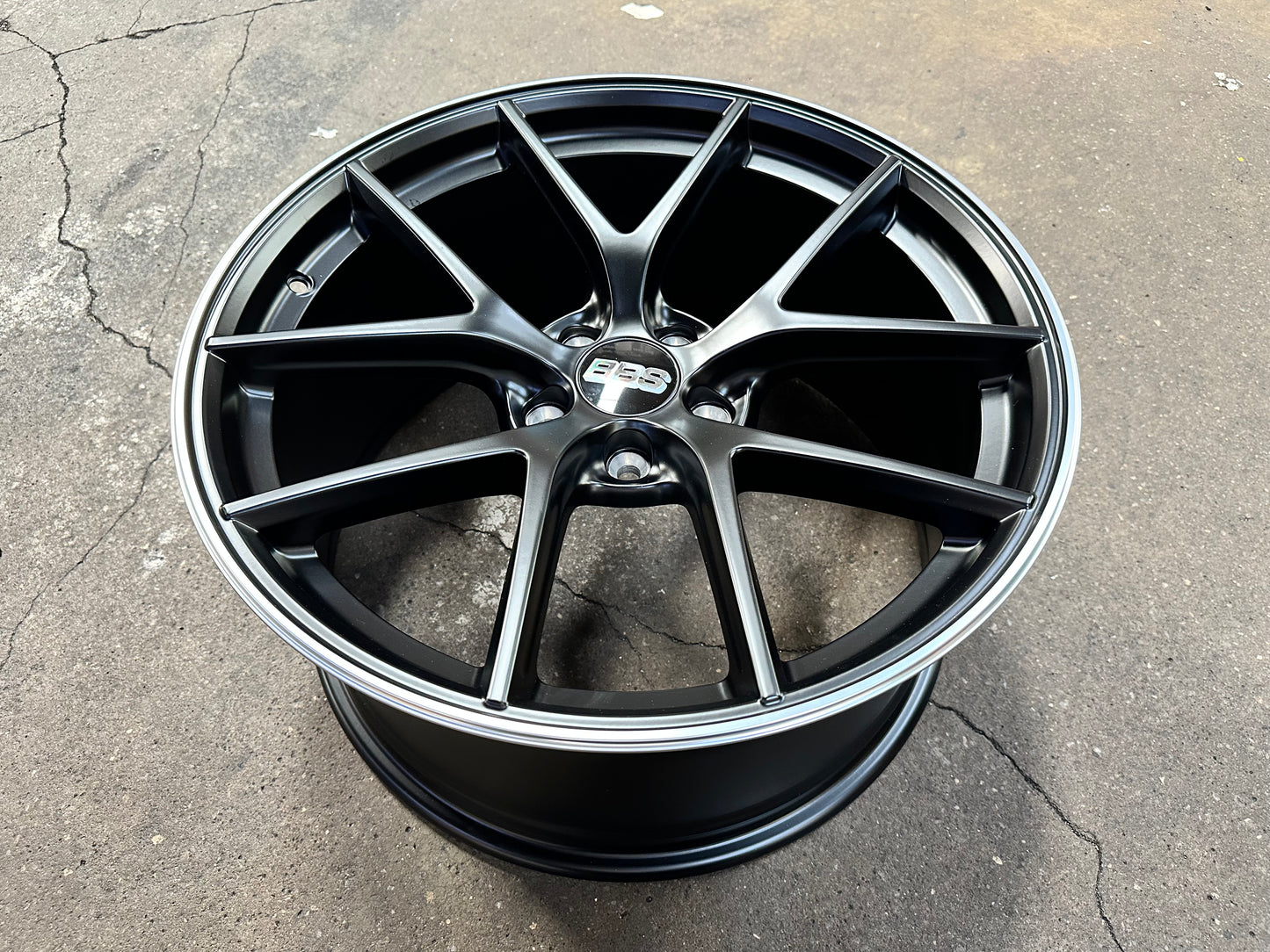 New 19x8.5J ET30 19x9.5J ET40 AOW CIR (4 wheels) Black Flat 5x114.3