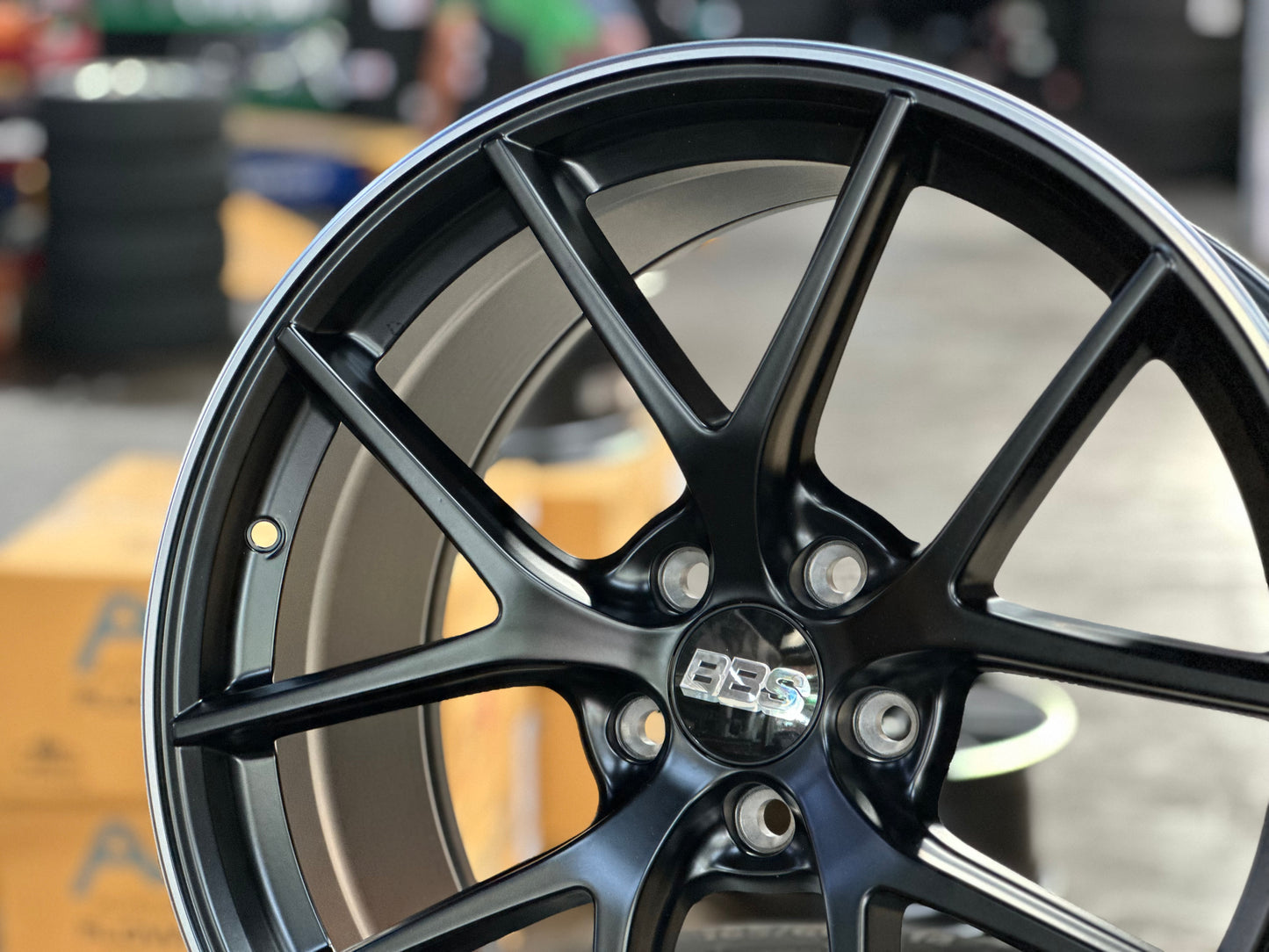 New 19x8.5J ET30 19x9.5J ET40 AOW CIR (4 wheels) Black Flat 5x114.3