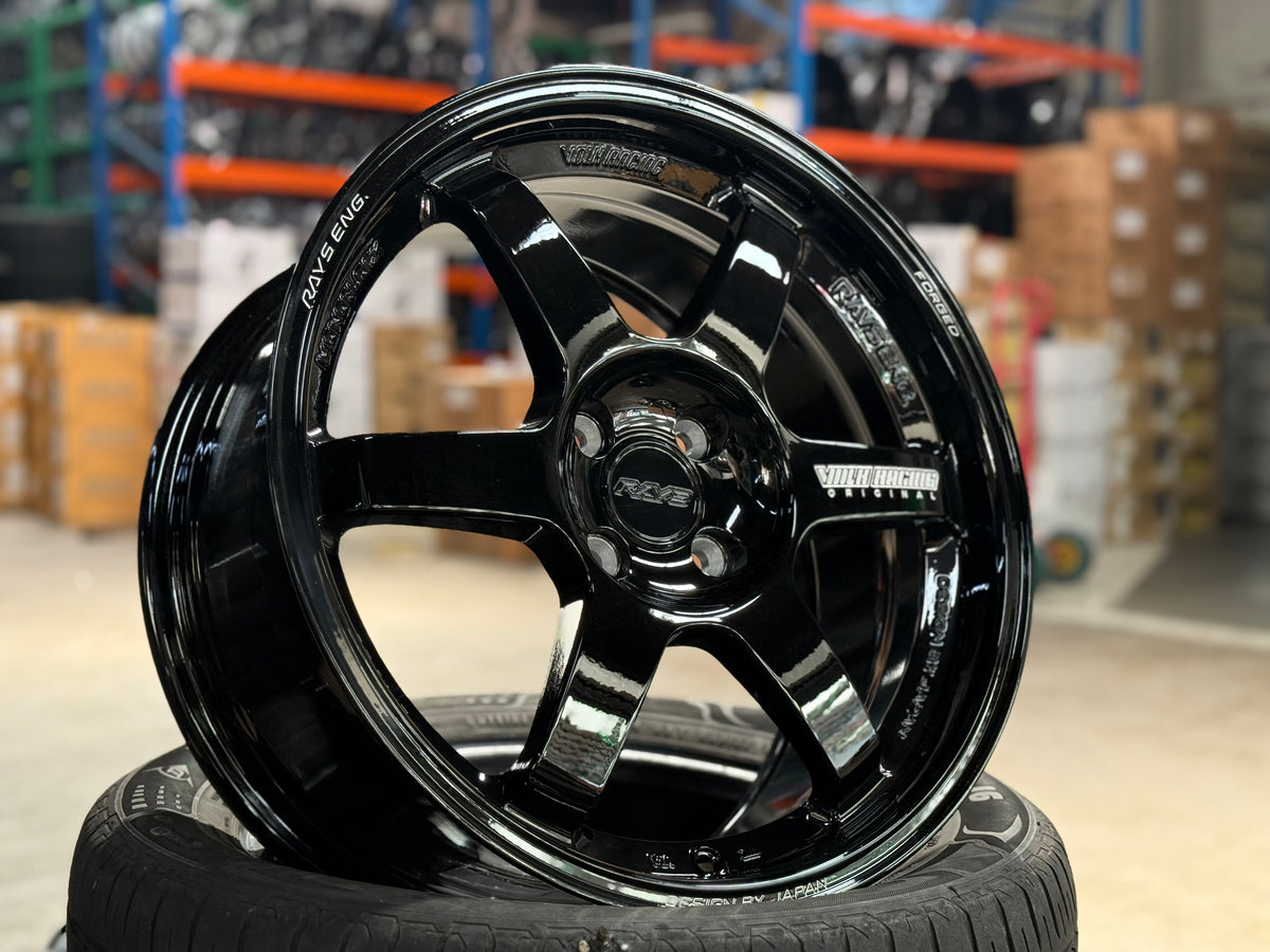 New 17X8 ET40 AOW TE37 Rim (4 wheel) Gloss Black 4X100