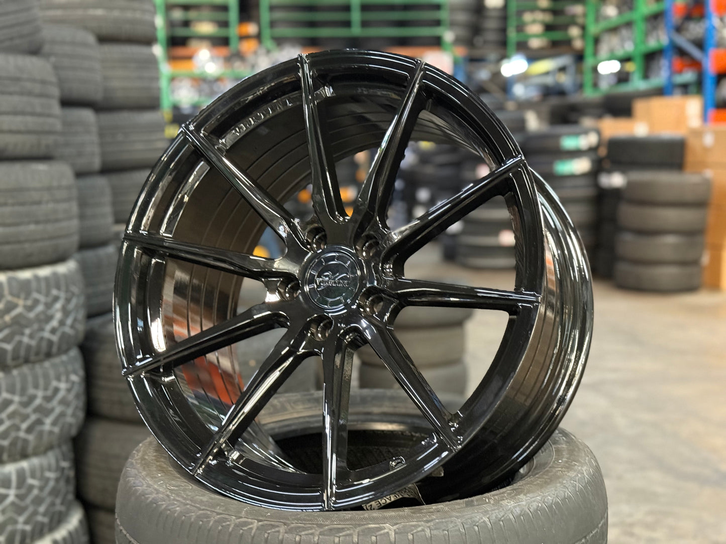 New 19x8.5 ET30 19x9.5 ET37 Vertini RFS1.1 (4 wheels) Black 5X114.3