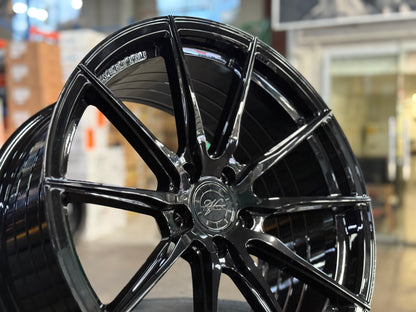 New 19x8.5 ET30 19x9.5 ET37 Vertini RFS1.1 (4 wheels) Black 5X114.3