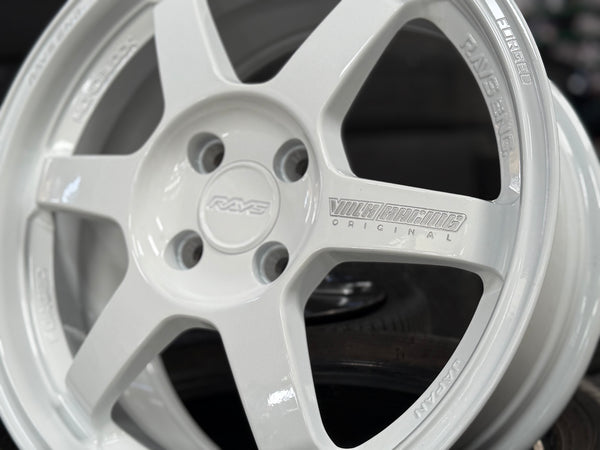 New 16X7 ET40 AOW TE37 Rim (4 wheel) Gloss White 4X100