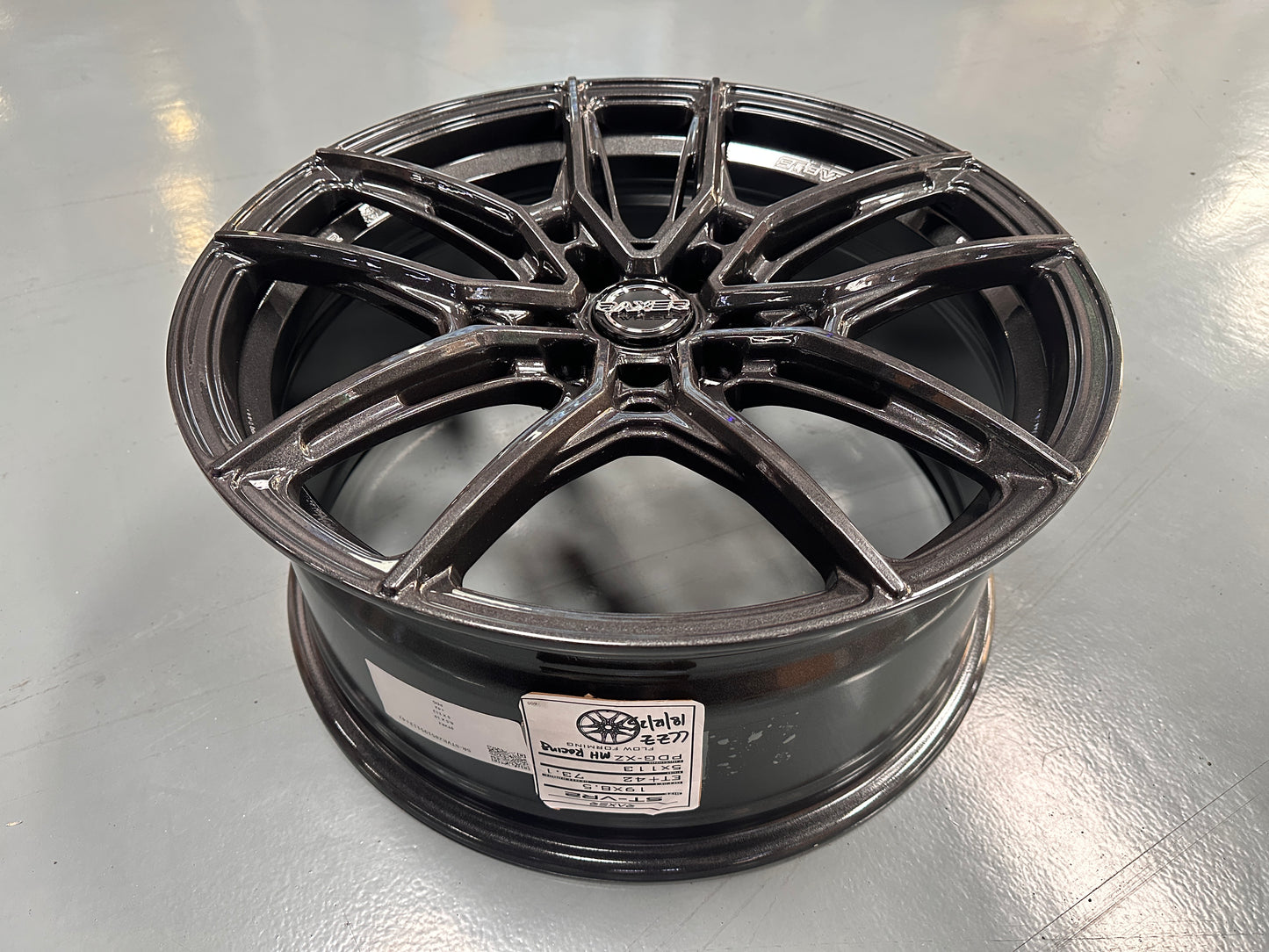 New 20 inch 20x8.5 ET35 Raxer STVR2 Flow Formed rim 5x108 (4 Wheels)