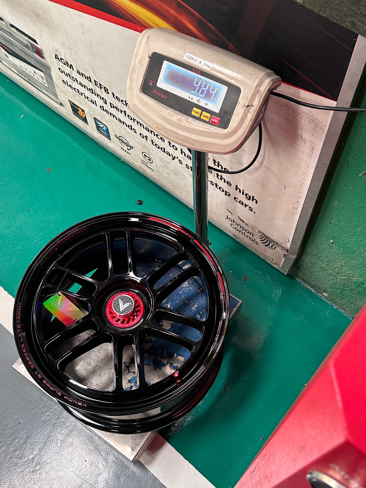 NEW 18X8.5 ET35 Lenso Venom VNR Flow Formed Rim Black & Pad Red 5X114.3