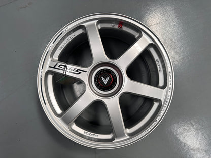 NEW 18X8.5 ET35 Lenso Venom VNT Flow Formed Rim Silver & Pad Gray 5X114.3
