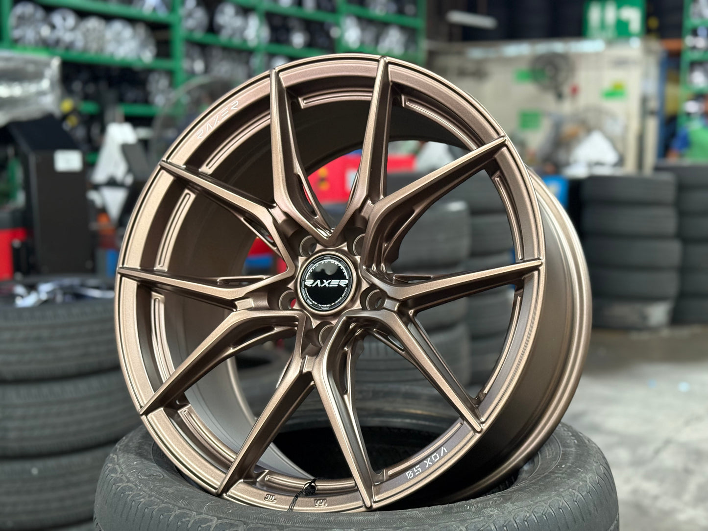 NEW 18X8.5 ET42 Raxer VOX50 Rim (4 Wheel) Bronze 5X112