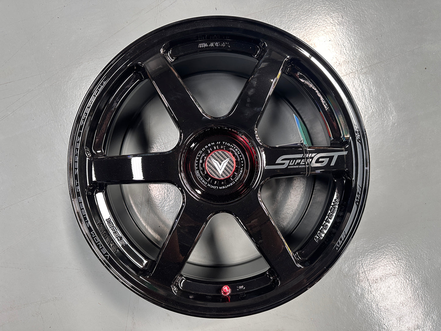 NEW 18X8.5 ET35 Lenso Venom VNT Flow Formed Rim Black & Pad Gray 5X114.3
