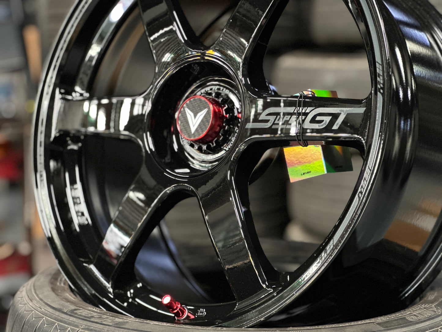 NEW 18X8.5 ET35 Lenso Venom VNT Flow Formed Rim Black & Pad Gray 5X114.3