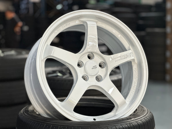 NEW 17X7.5 ET40 AOW GT Flow Formed Rim Racing White 5X100