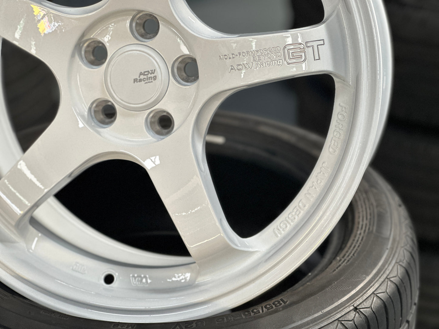 NEW 17X7.5 ET40 AOW GT Flow Formed Rim Racing White 5X100