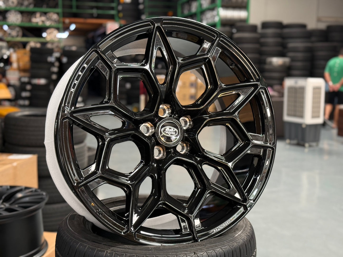 New 22x10 ET30 Overdrive Forged Kahn RS Type 57 (4 wheel) 5x120 matte Black