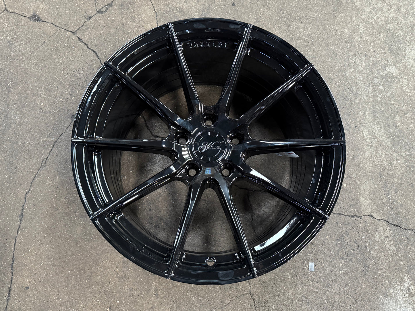 New 18x8.5 ET32 18x9.5 ET37 Vertini RFS1.1 (4 wheels) Black 5X120