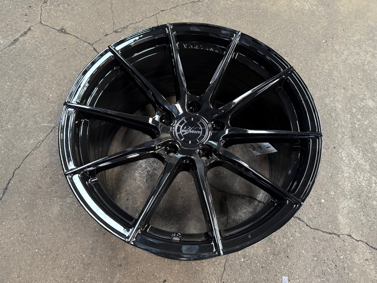 New 18x8.5 ET32 18x9.5 ET37 Vertini RFS1.1 (4 wheels) Black 5X120