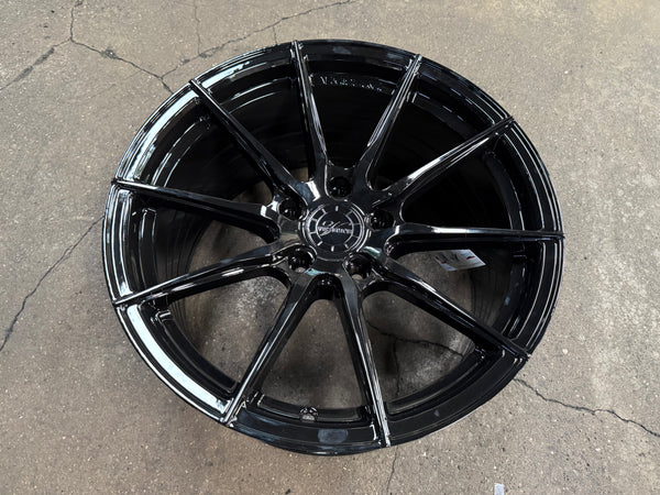 New 18x8.5 ET32 18x9.5 ET37 Vertini RFS1.1 (4 wheels) Black 5X120