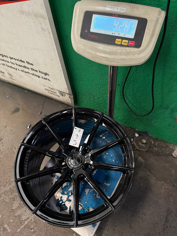 New 18x8.5 ET32 18x9.5 ET37 Vertini RFS1.1 (4 wheels) Black 5X120