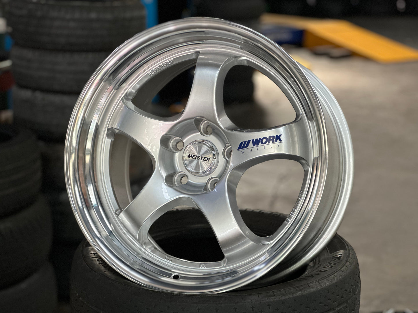 New 18x8.5 ET35 18x9.5 ET40 AOW S1R (4 wheels) Silver 5X114.3