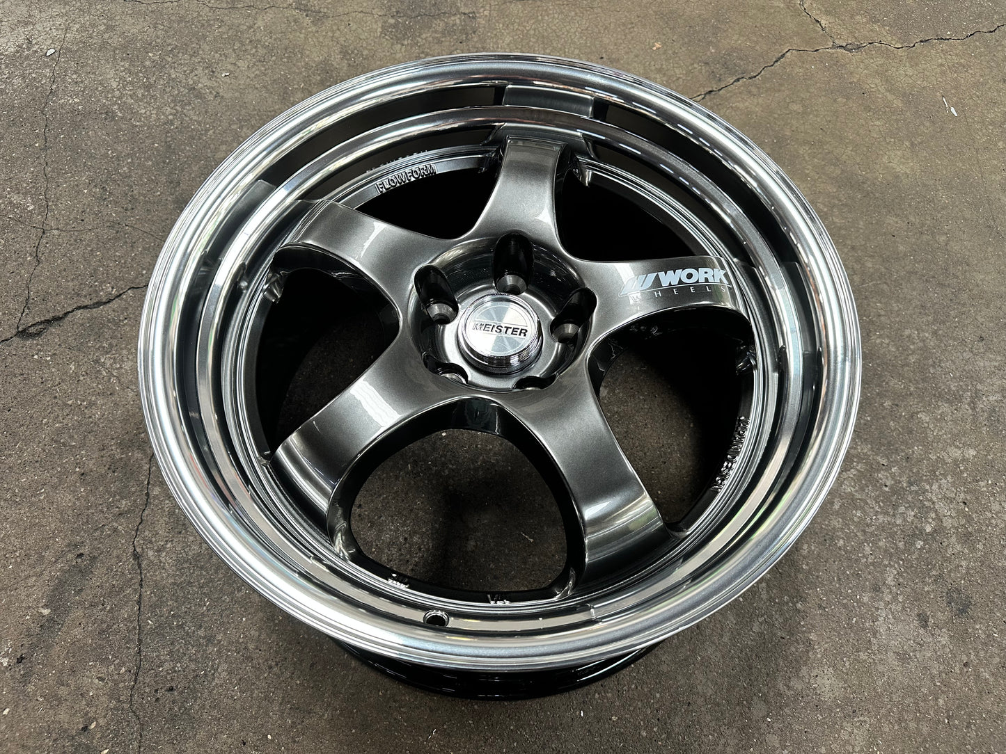 New 18x8.5 ET35 18x9.5 ET40 AOW S1R (4 wheels) Hyper Black 5X112