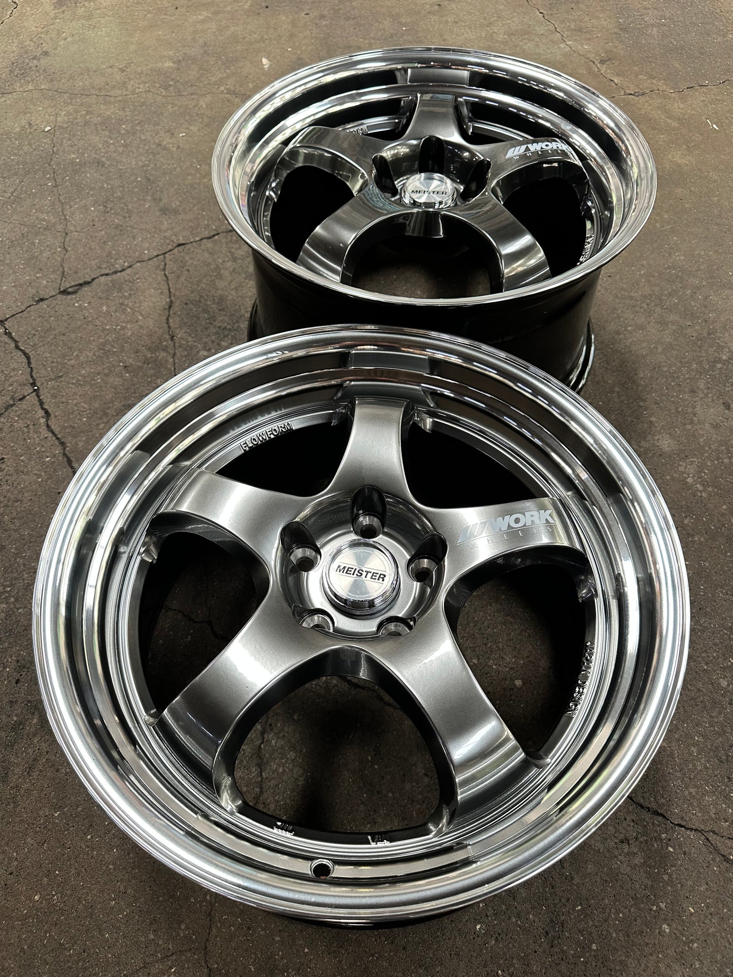 New 18x8.5 ET35 18x9.5 ET40 AOW S1R (4 wheels) Hyper Black 5X112