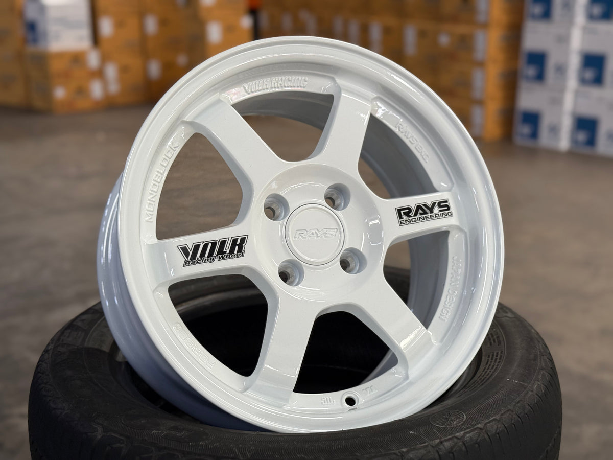 New 15X7 ET35 AOW Flow Formed TE37 Rim (4 wheel) Gloss White 4X100