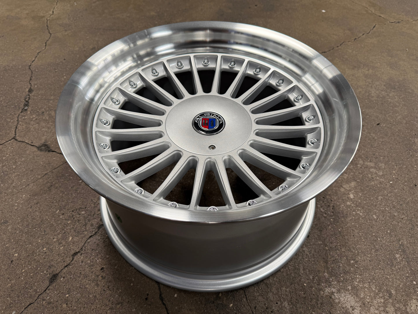 New 17X8 ET20 17X9 ET15 PCD 4X114.3 Alpina (4 wheel)