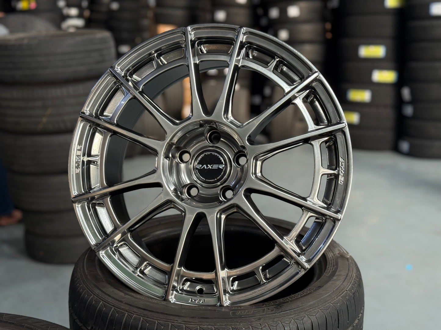 NEW 18X8.5 ET35 Raxer ATH-S1 Rim (4 Wheel) Hyper Black 5X112