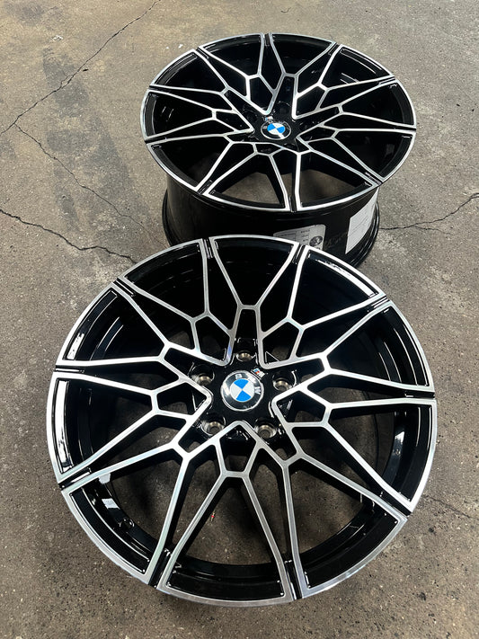 New 18X8J ET32 18X9J ET37 BMW Style 826M (4 wheels) Black Polished 5X120