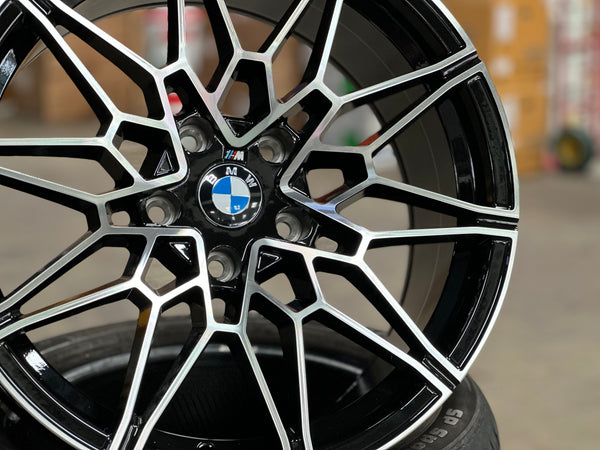 New 18X8J ET32 18X9J ET37 BMW Style 826M (4 wheels) Black Polished 5X120