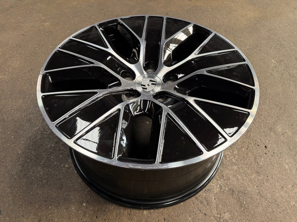 Used Original 20 inch Porsche Macan EV 5x130 (4 pcs)