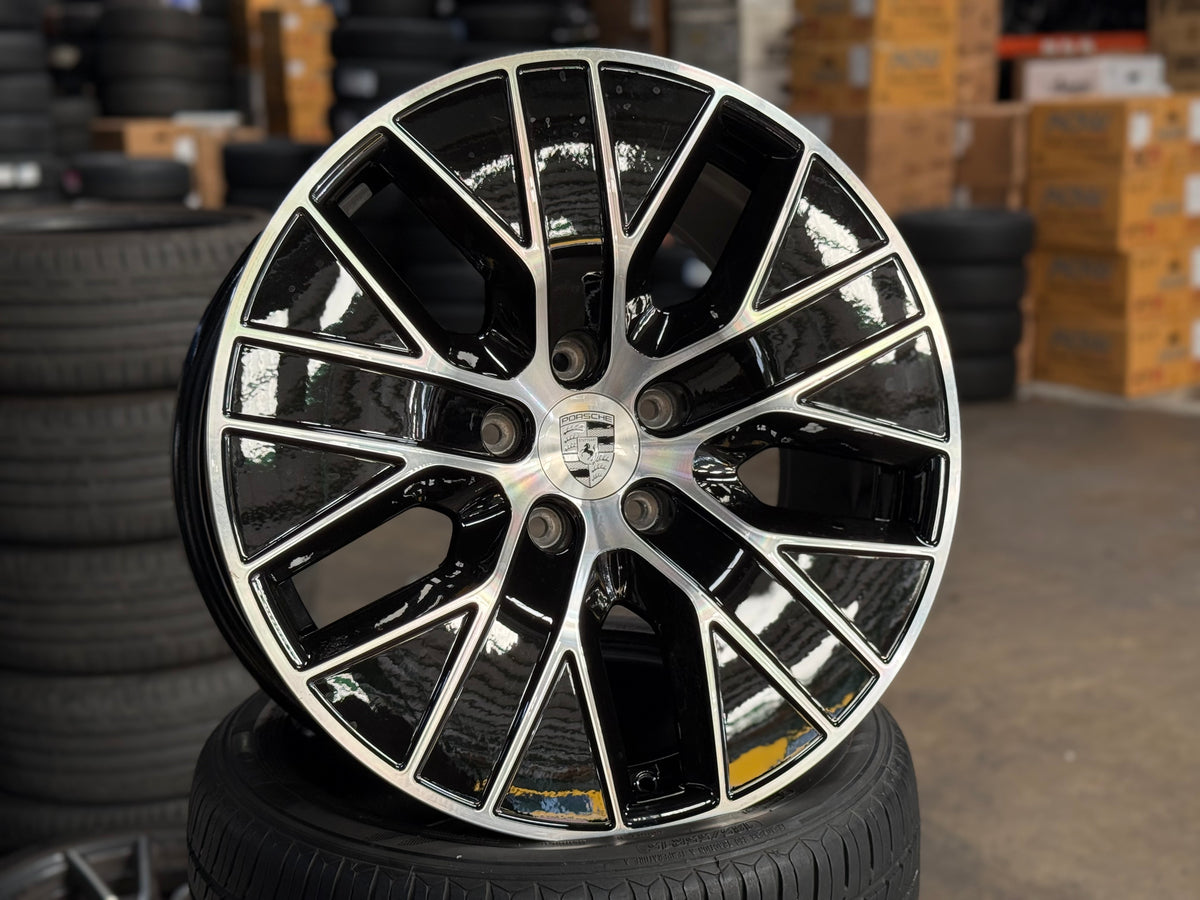 Used Original 20 inch Porsche Macan EV 5x130 (4 pcs)