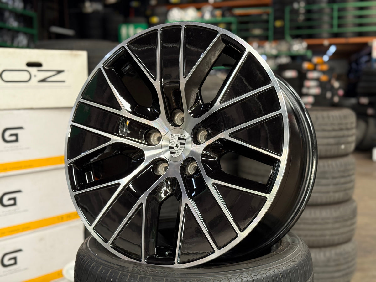 Used Original 20 inch Porsche Macan EV 5x130 (4 pcs)