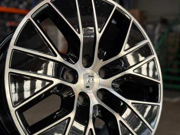 Used Original 20 inch Porsche Macan EV 5x130 (4 pcs)