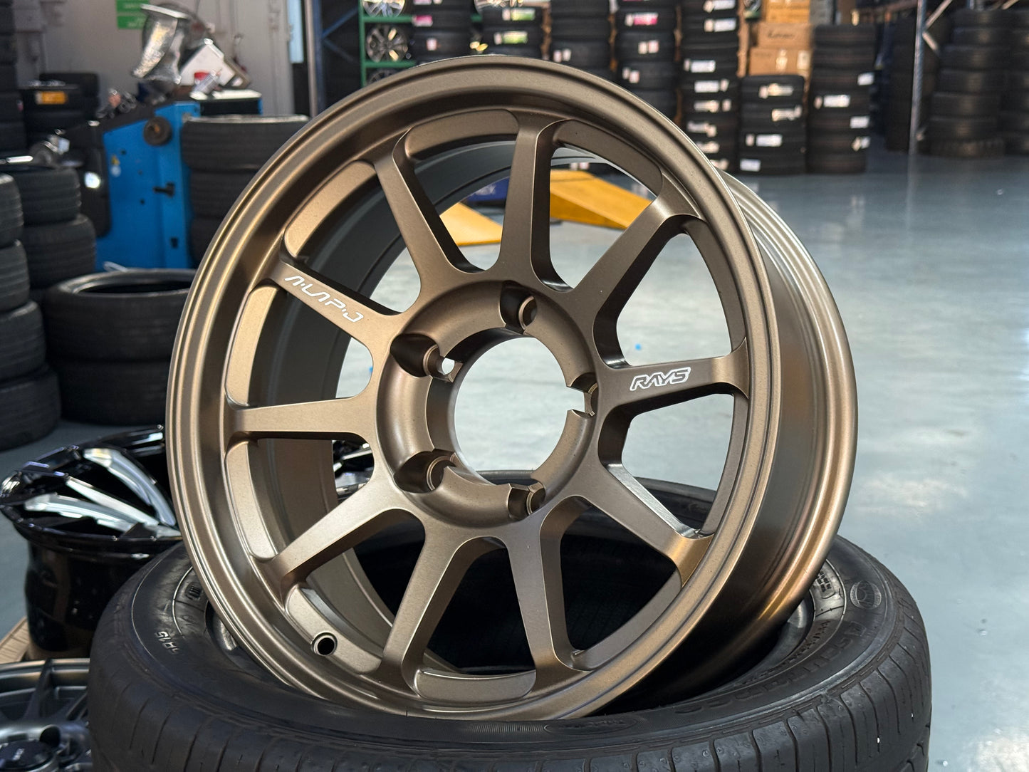 New 16x6.5 ET-25 Rays A Lap J (5 wheel) 5x139.7 Matte Bronze
