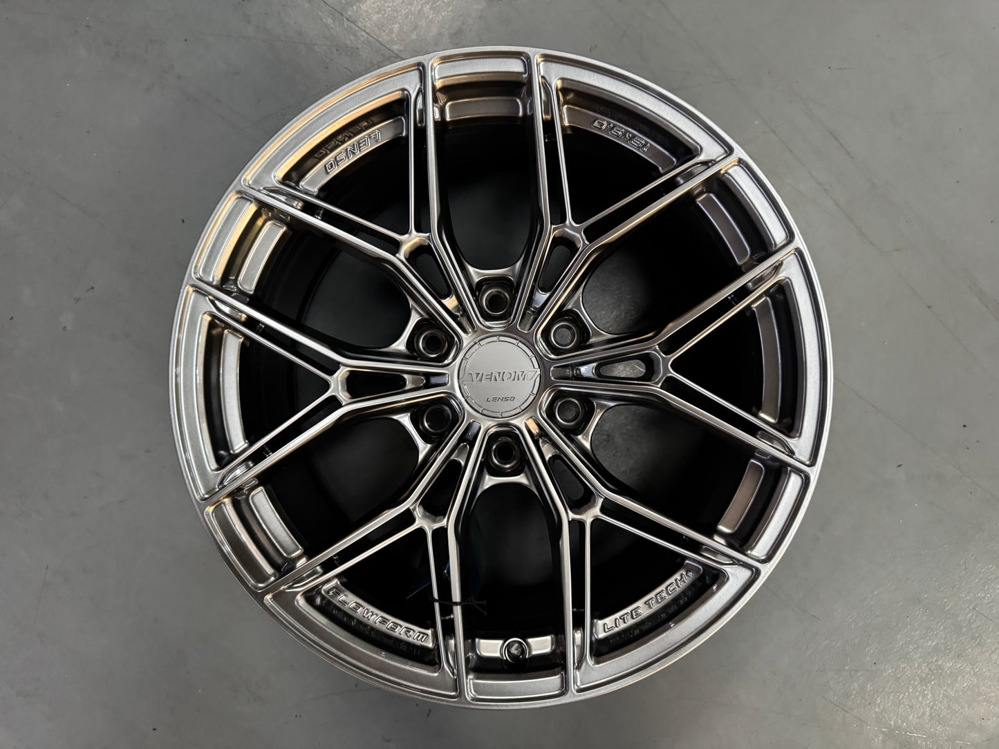 New 18x9 ET0 Lenso VT5 6x139.7 Hyper Black