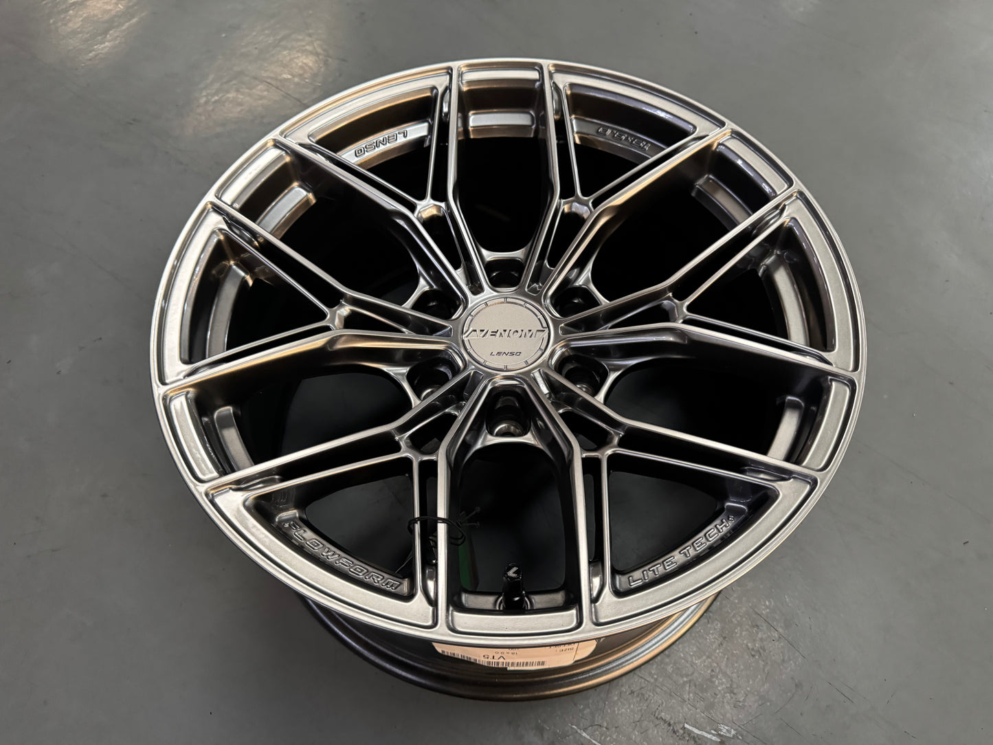 New 18x9 ET0 Lenso VT5 6x139.7 Hyper Black