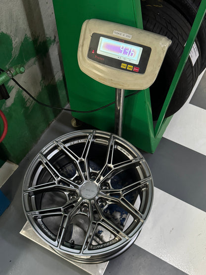 New 18x9 ET0 Lenso VT5 6x139.7 Hyper Black