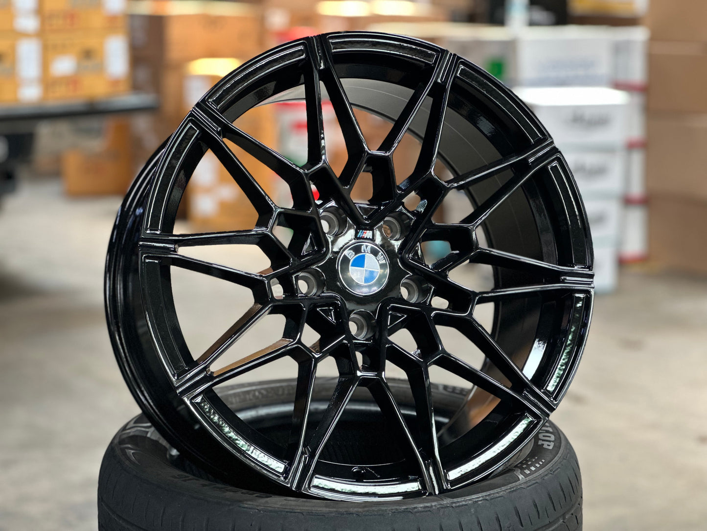 [Bundle] New 18X9J ET37 BMW Style 826M (2 wheels) Gloss Black 5X120