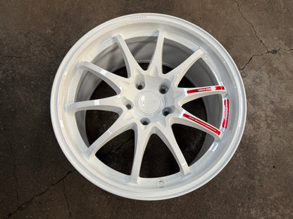 New 18x9.5 ET44 AOW CE28 Club Racer CB64.1 Rim (4 wheel) White 5x120