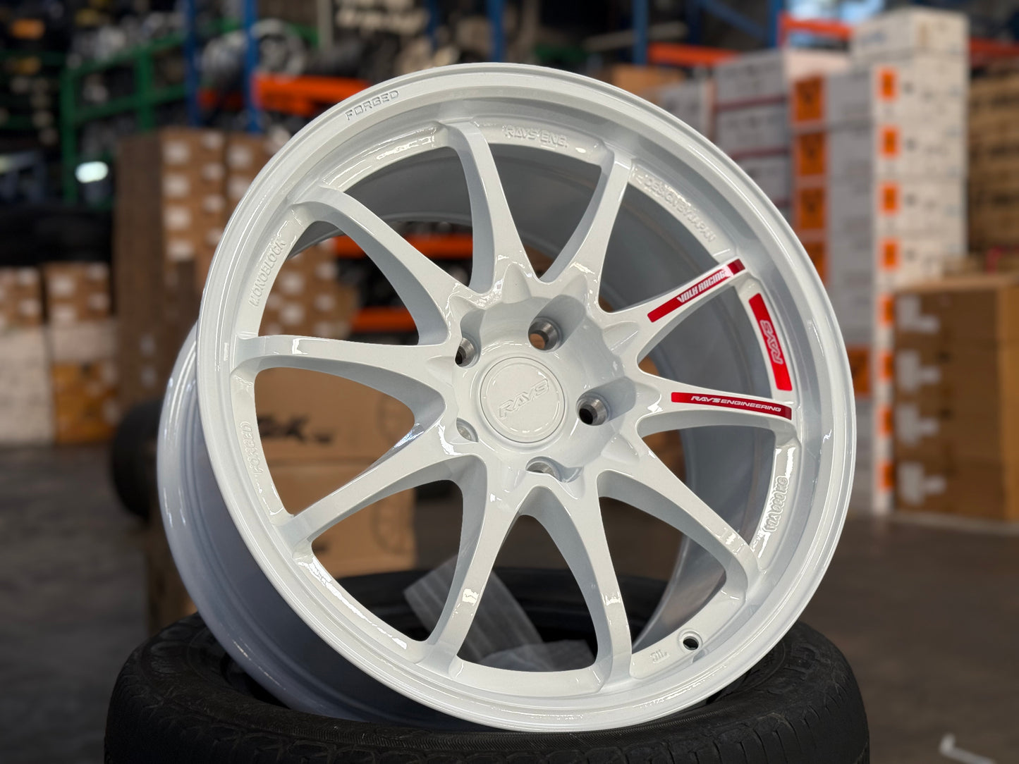 New 18x9.5 ET44 AOW CE28 Club Racer CB64.1 Rim (4 wheel) White 5x120