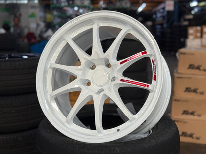 New 18x9.5 ET44 AOW CE28 Club Racer CB64.1 Rim (4 wheel) White 5x120